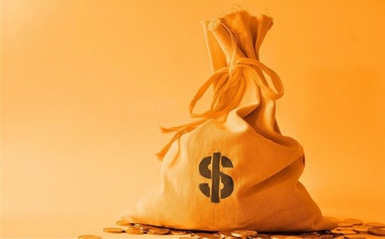 财政危机疑云助推避险买盘，金价狂飙上破3350